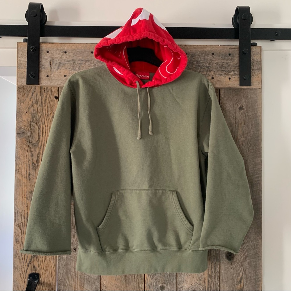 Men’s M SUPREME Olive Green Red Contrast Big Logo Pullover Hoodie Sweatshirt